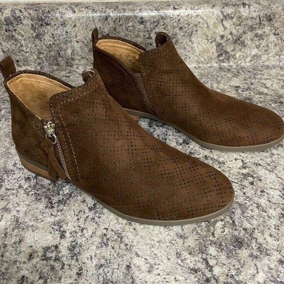 Dr. Scholl's Shoes Rate‎ Zip Perforated Casual Ankle Boots Booties low heel - Picture 4 of 9